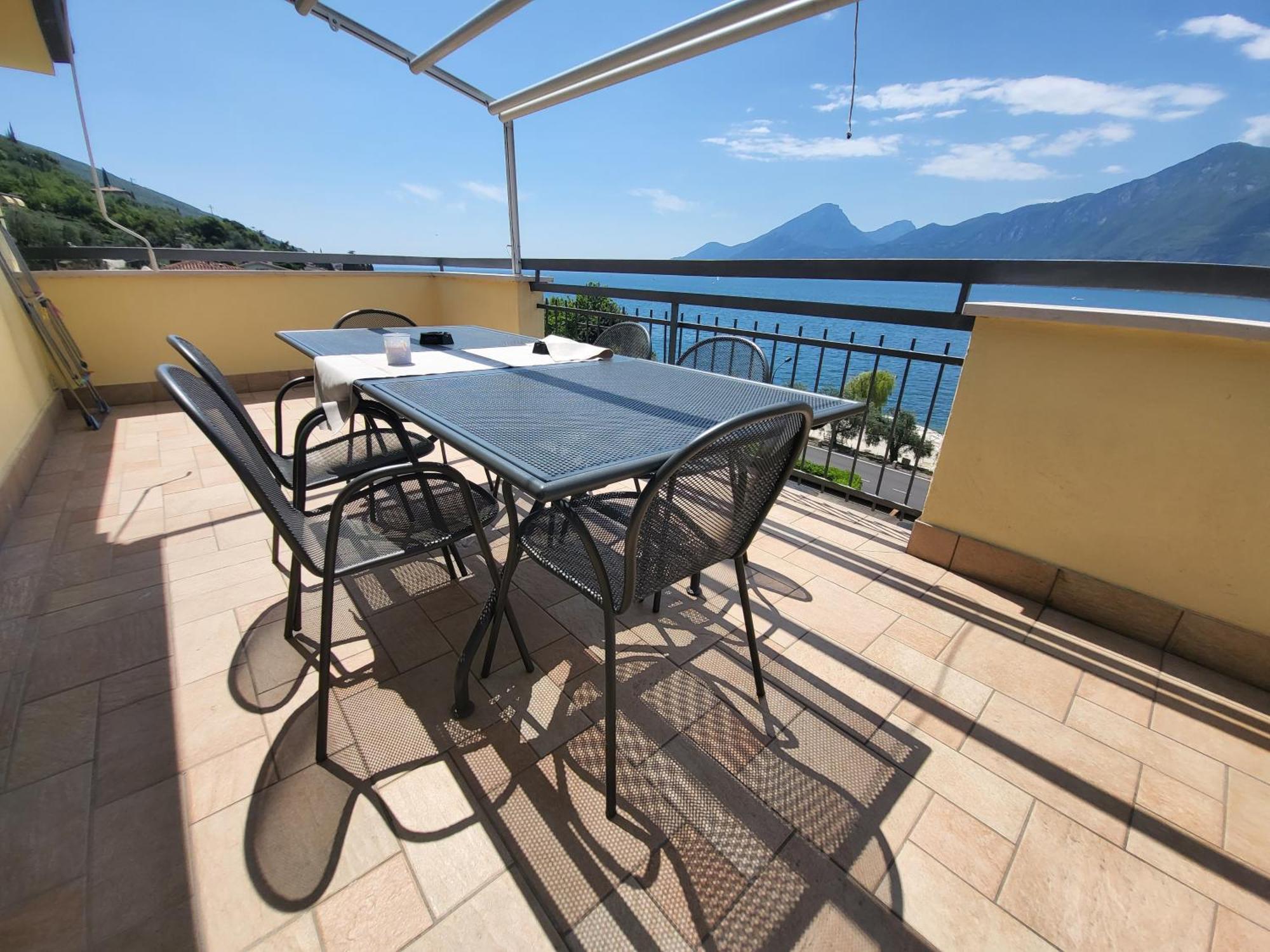 Penthouse Casa Alkea Masse Lake View 브렌조네 술 가르다 외부 사진
